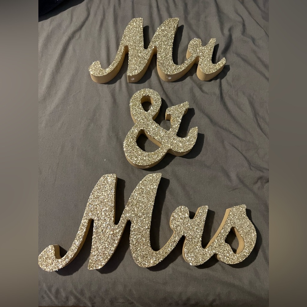 Golden Mr. & Mrs. Wooden Decor